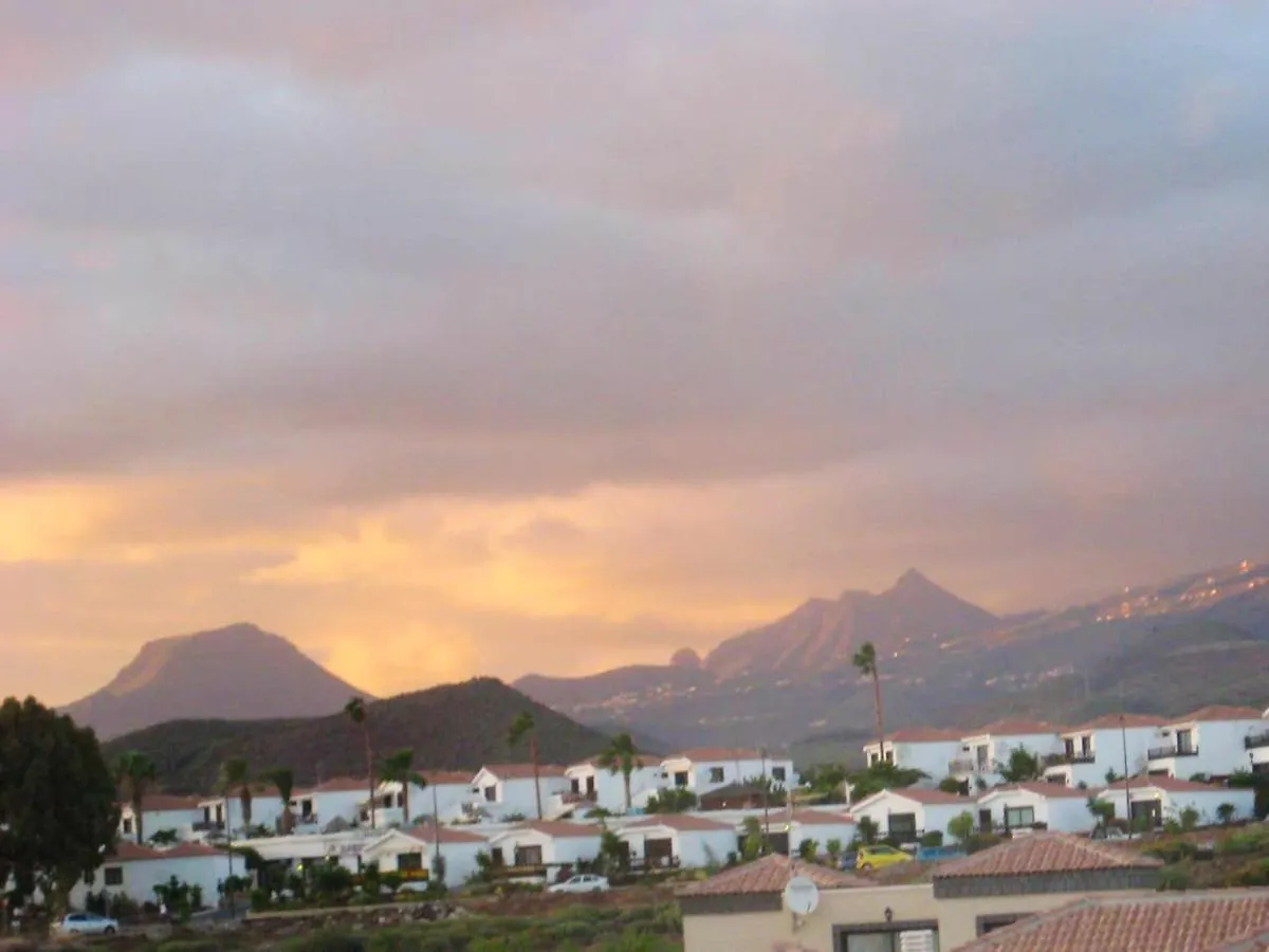Modern Apartment In Adeje, 65 Sqm, Year-Round Pool Costa Adeje